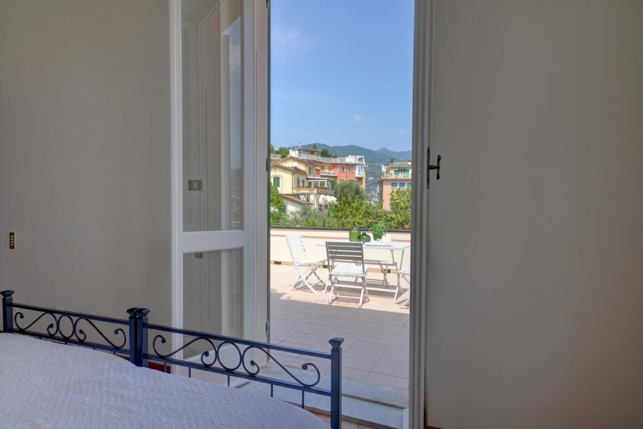 Villa Riviera Rapallo - 5 Min Walking From Beach Luaran gambar