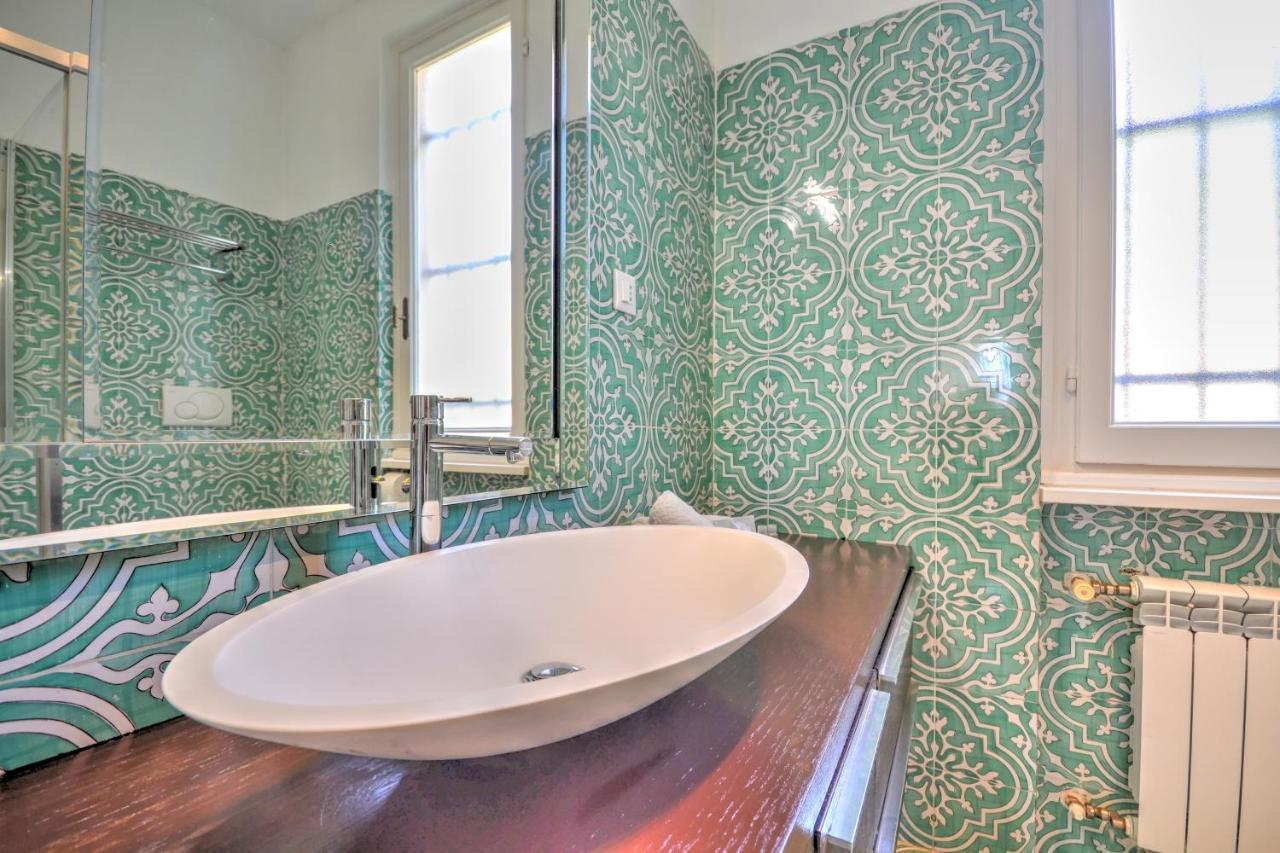 Villa Riviera Rapallo - 5 Min Walking From Beach Luaran gambar